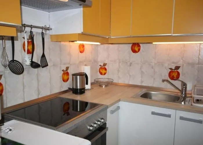 Holiday home Lerchenruh Groemitz